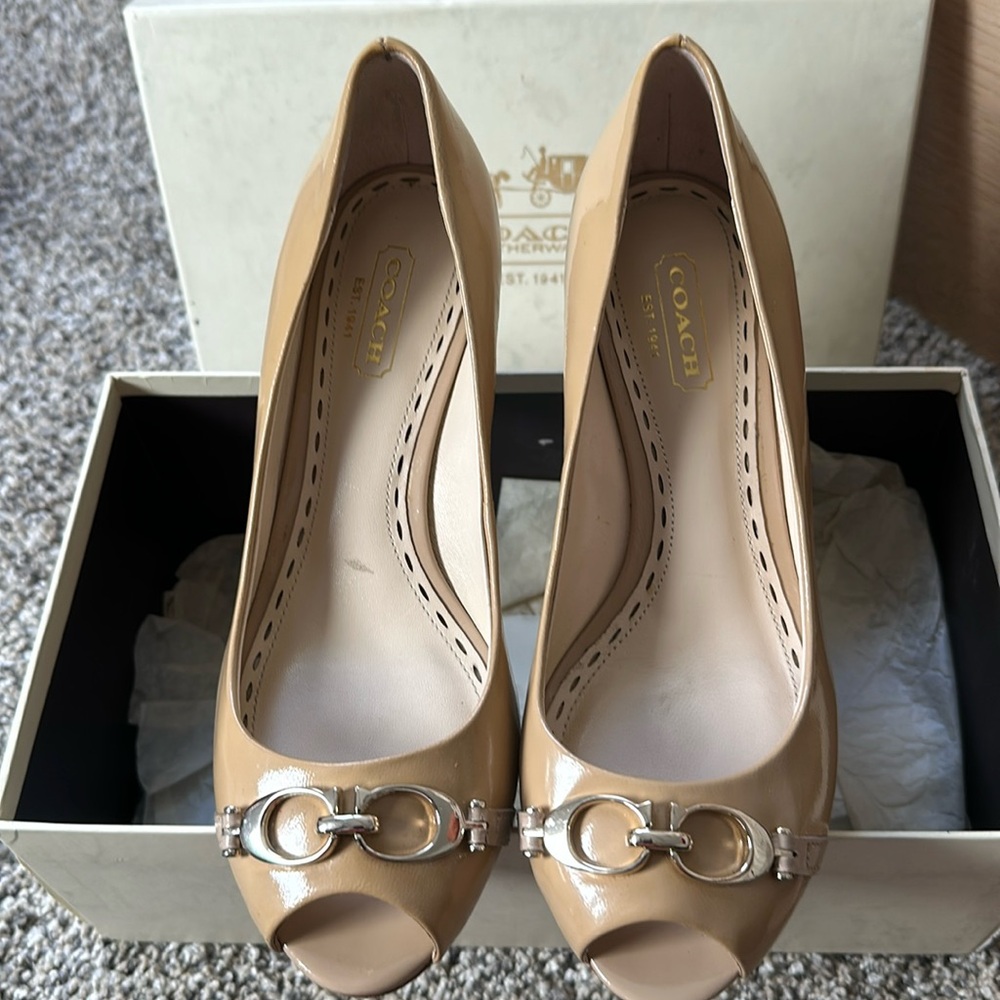 Coach Women’s wedge shoes size 5.5 patent leather used in box